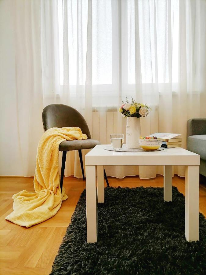 Apartman Mia Сремска Митровица Екстериор снимка